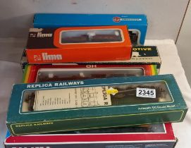 6 boxed '00' gauge locomotives by various makers including Lima, Wrenn & Airfix
