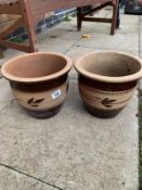 2 x Small matching plant pots