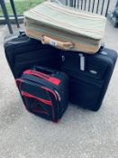 Four assorted suitcases, various sizes. 1x vintage