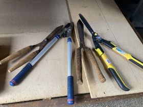 3 pairs of shears & A long handled cutter