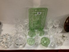 A quantity of crystal glass items