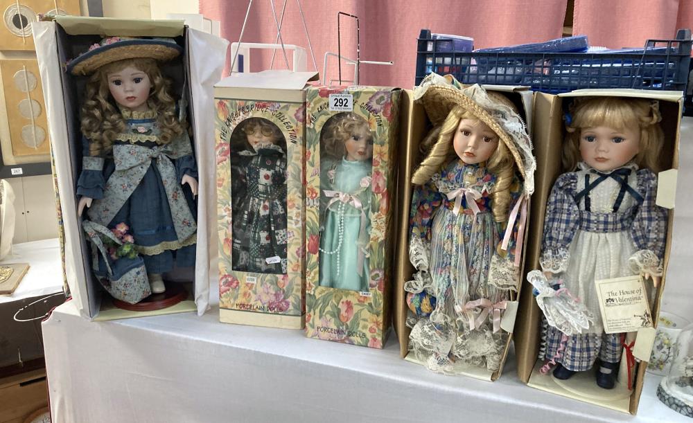 5 Knightsbridge & Valentina porcelain dolls