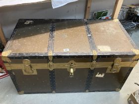 A travelling trunk 53 x 100 x 53cm