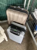 2 Hardshell wheeled suitcases