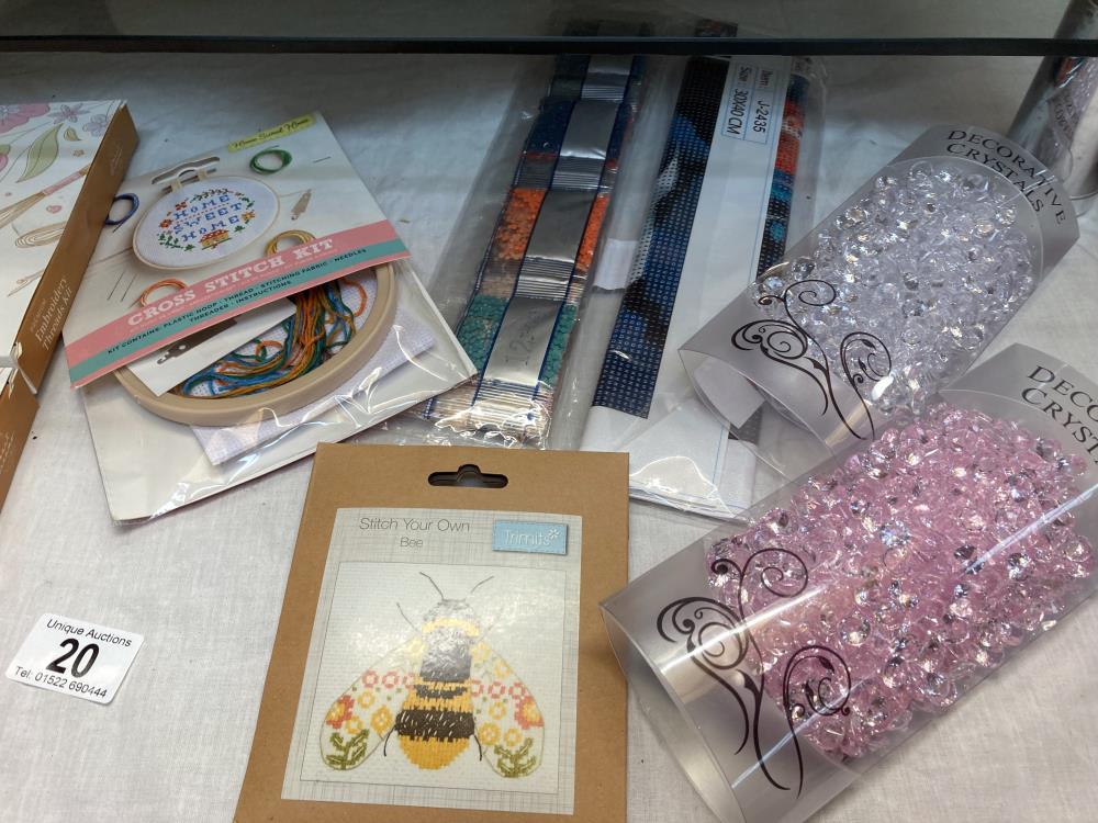A quantity of cross stitch kits (new) and 2 lots of embroidery thread kits (new) etc - Image 4 of 4