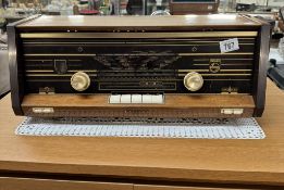 A Vintage Phillips type B4X23A/15 Radio