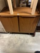 A Retro style Hi-Fi cabinet 81 x 42 x 71cm