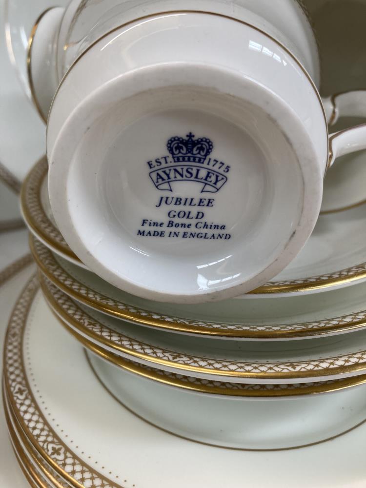 An Aynsley dinner set 50+ pieces - Image 2 of 2