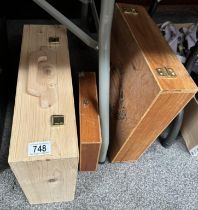 3 Decorative boxes