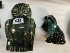 A Darmok pottery owl & dog money boxes