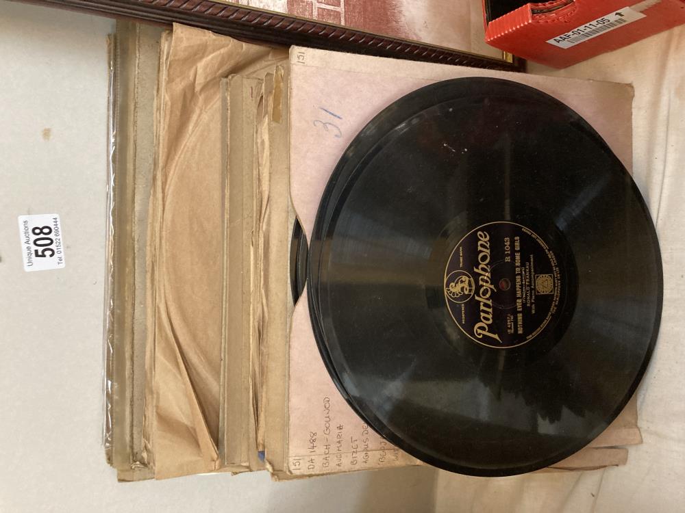 A collection of 78 rpm records