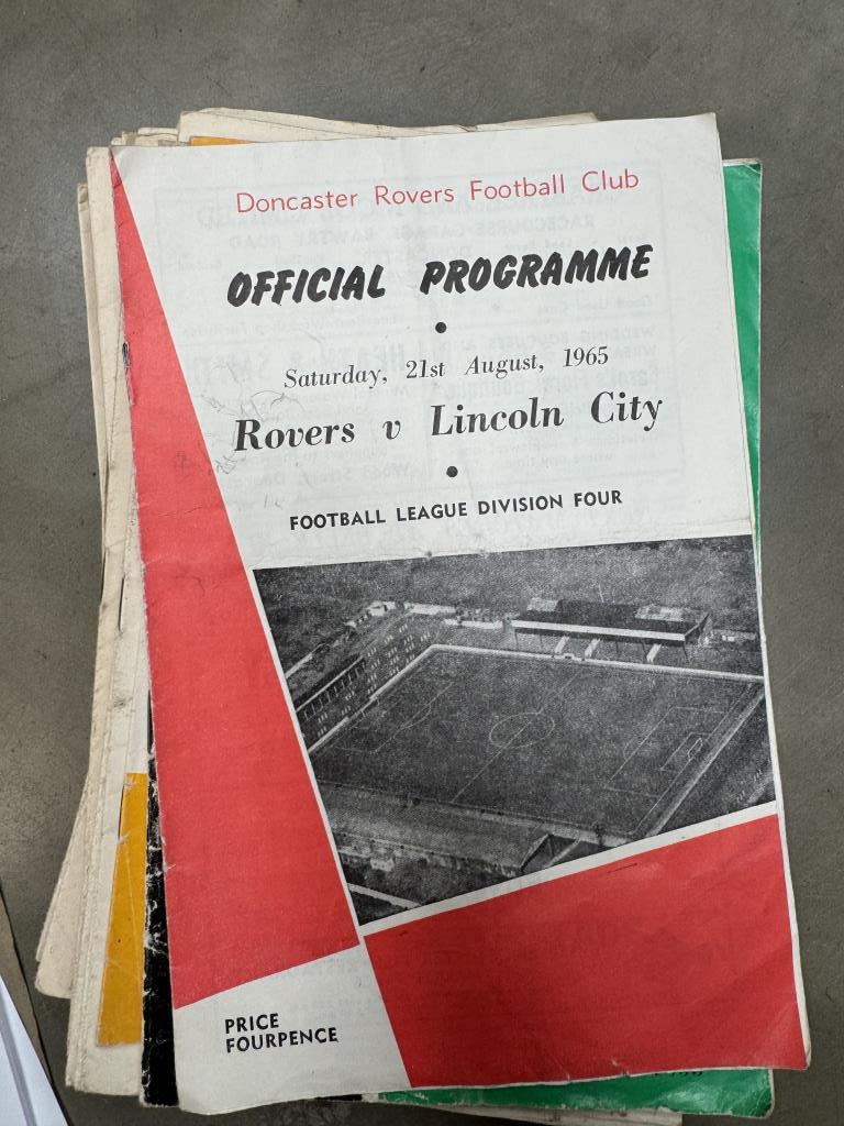 A good lot of football programmes - Image 5 of 11