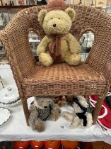 A Robin Rive collectors limited edition bear & other teddy bears