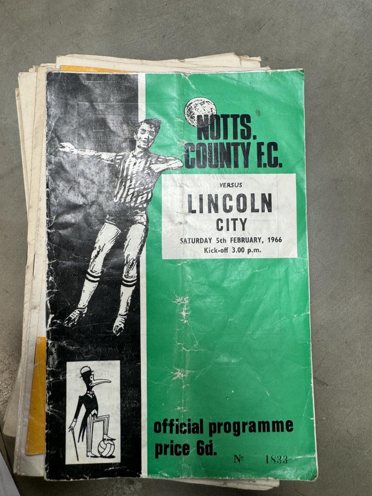 A good lot of football programmes - Image 6 of 11