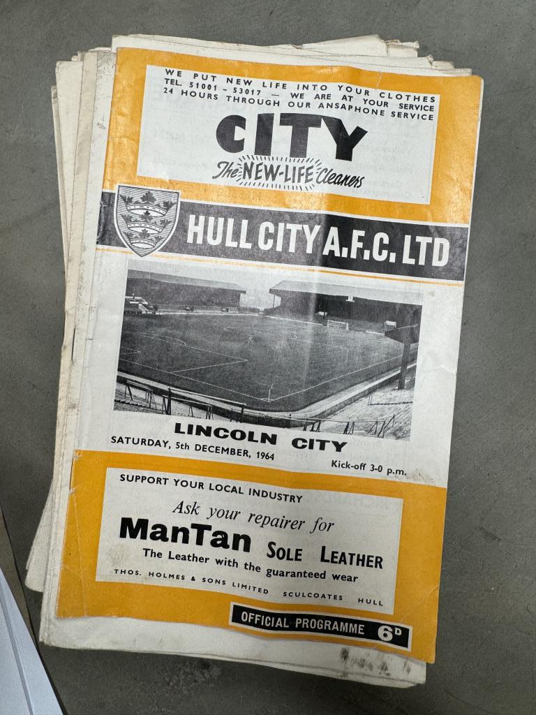 A good lot of football programmes - Image 7 of 11