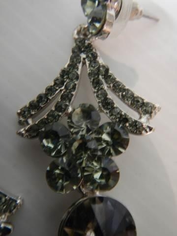 A pair of diamonte pendant earrings. - Image 3 of 3