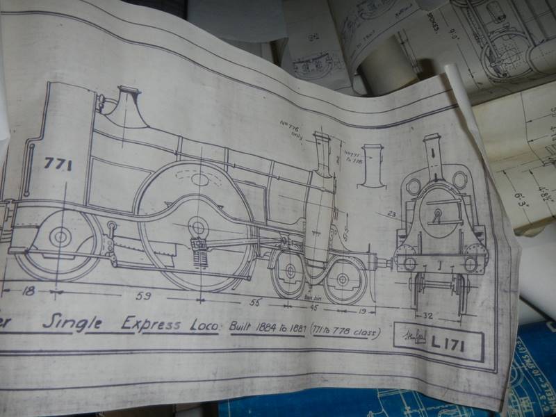 A large collection of steam locomotive plans. - Image 3 of 4