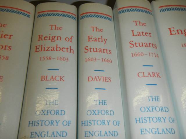A shelf of The Oxford History of England books. - Image 3 of 3
