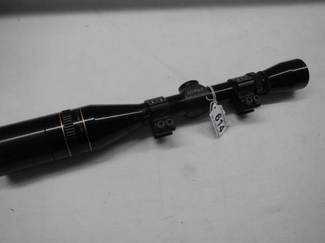 A Leopold 4 x 12 Vari-X rifle scope SER V237042.