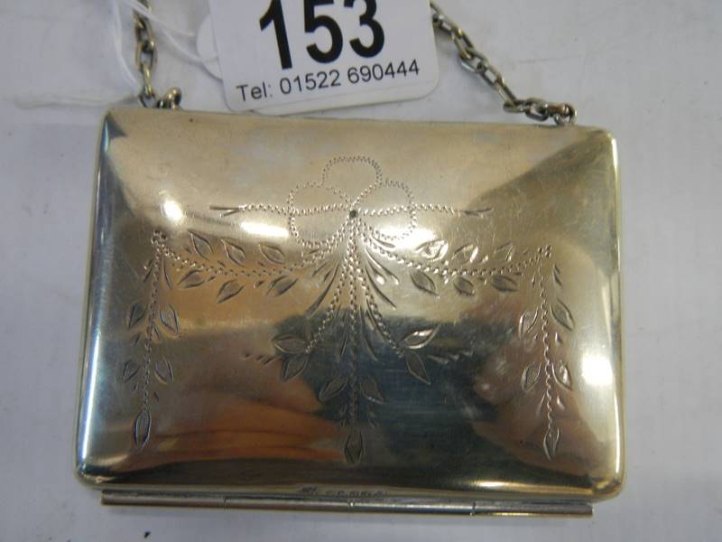 An Edwardian silver plate ladies purse. - Image 2 of 4