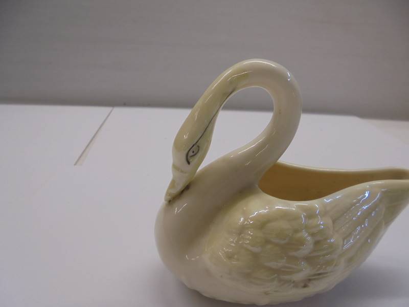 A vintage Belleek swan creamer - 6th mark, 1965 - 1980. - Image 2 of 3