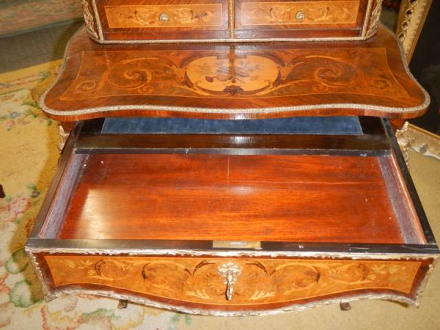 A French marquetry inlaid ladies writing desk with pull out slope. COLLECT ONLY. - Image 5 of 5