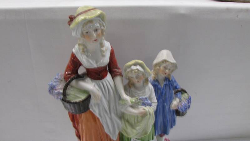 An original Yardleys Old English Lavendar figure group. - Image 2 of 3