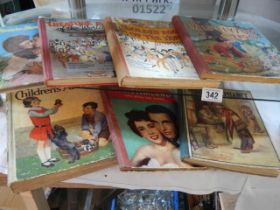 A good lot of old Children's books including Enid Blyton.