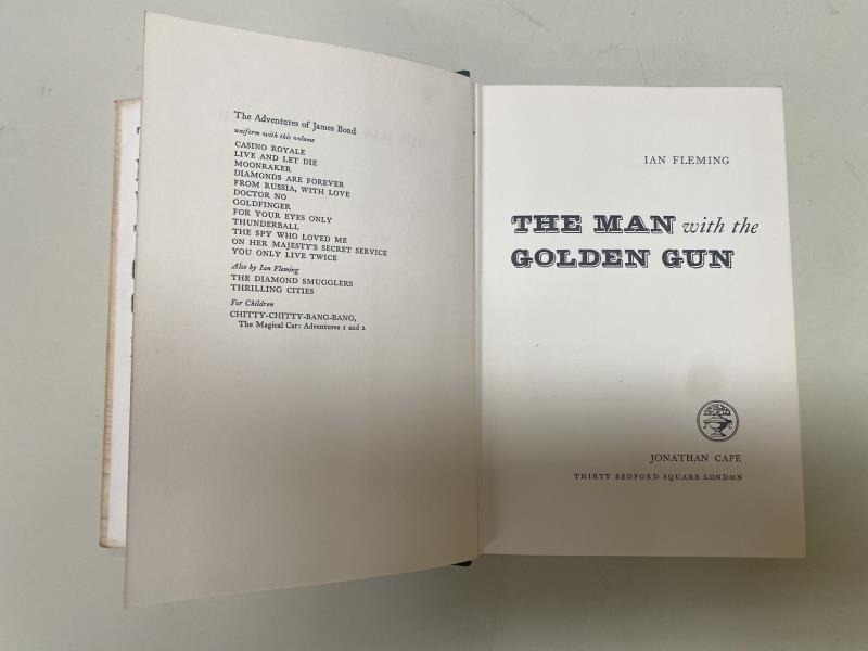 Fleming, Ian The Man with the Golden Gun 1965 1st Edition with dust jacket, Jonathan Cape - price - Image 3 of 6