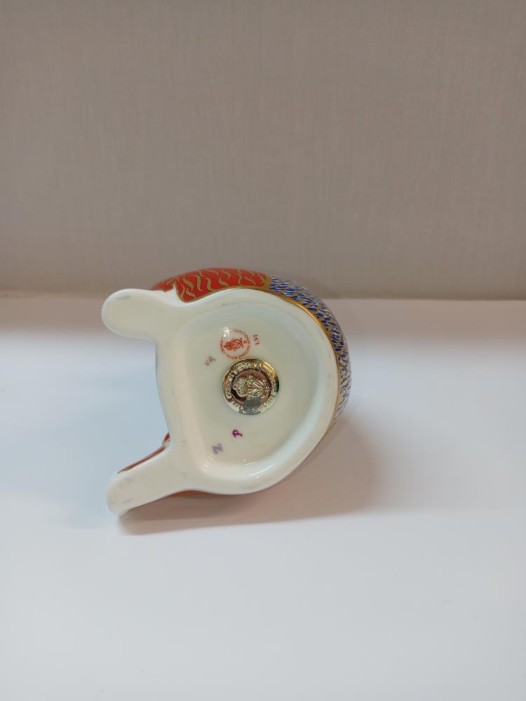 A Royal Crown Derby bear with silver stopper - Image 3 of 3