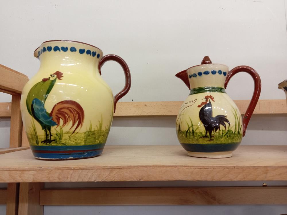 A good selection of chicken decorated pottery, 2 shelves - Image 4 of 5