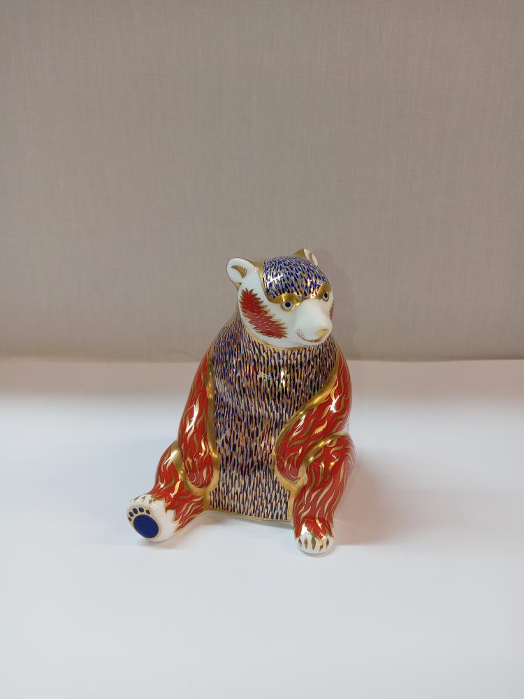 A Royal Crown Derby bear with silver stopper - Image 2 of 3