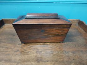 William IV rosewood tea caddy with fitted interior {17 cm H x 28 cm W x 14 cm D}.