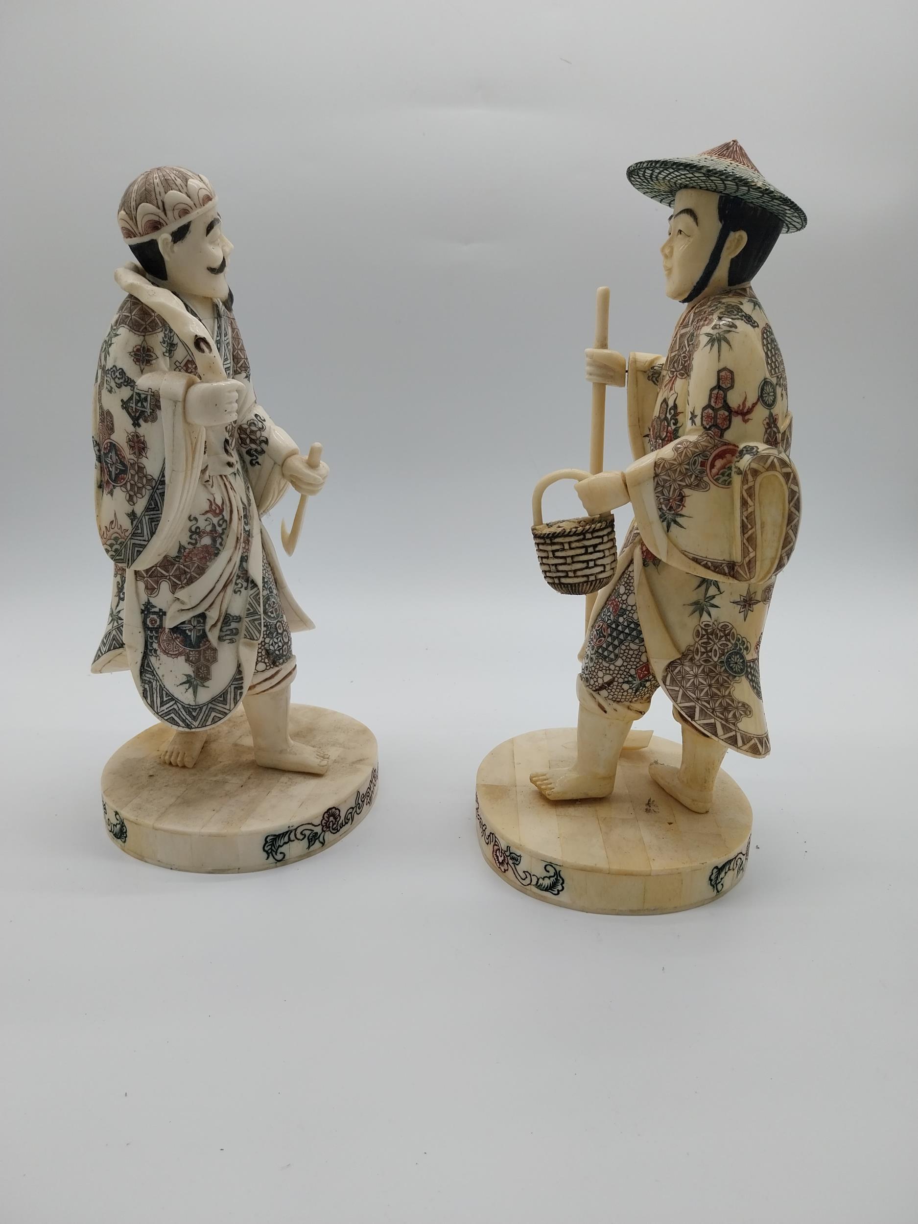 Pair of Oriental resin figures. {34 cm H x 15 cm W x 15 cm D}. - Image 3 of 4