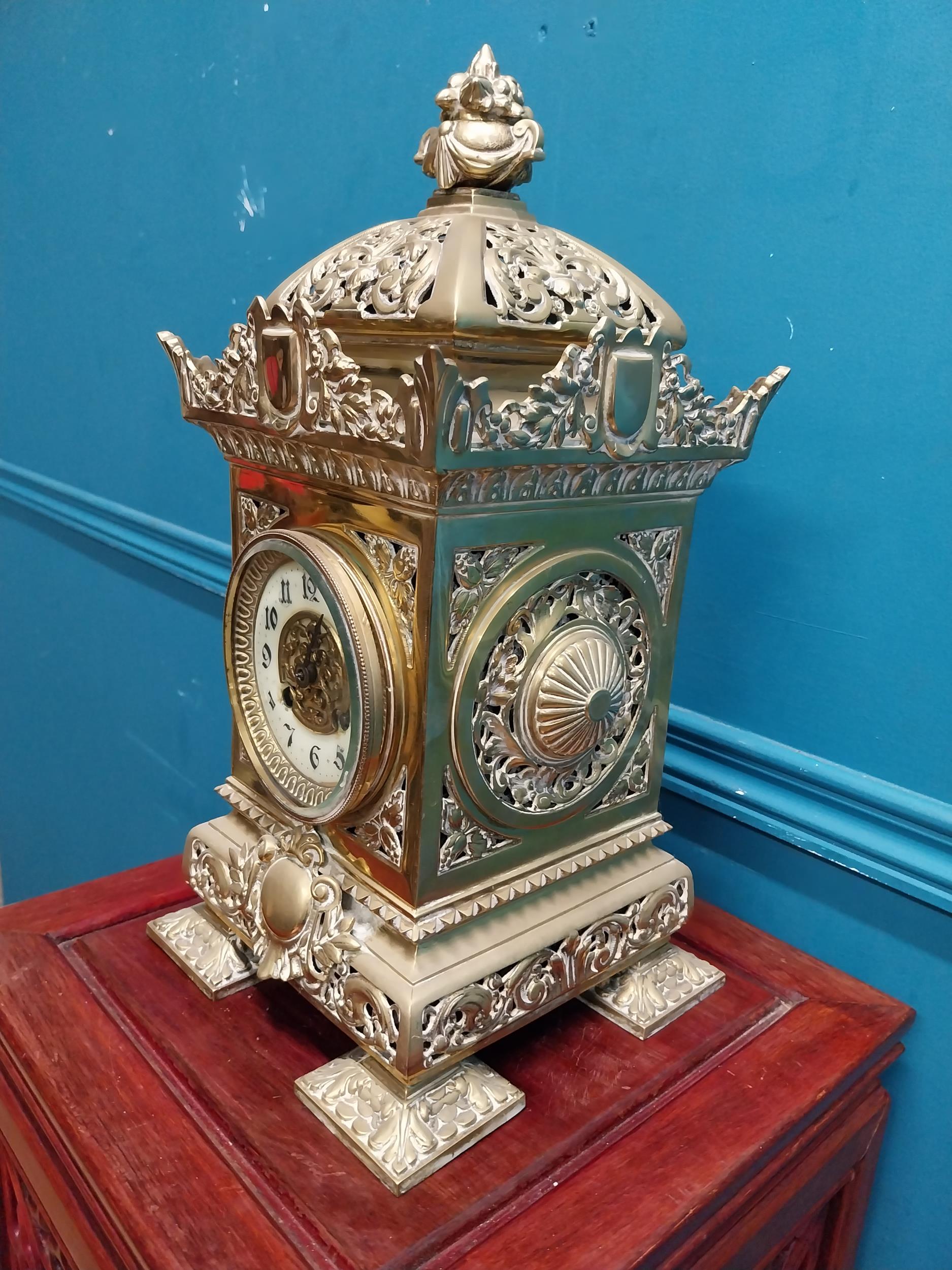 Decorative brass mantle clock in the Victorian style {39 cm H x 19 cm W x 19 cm D}. - Image 3 of 9