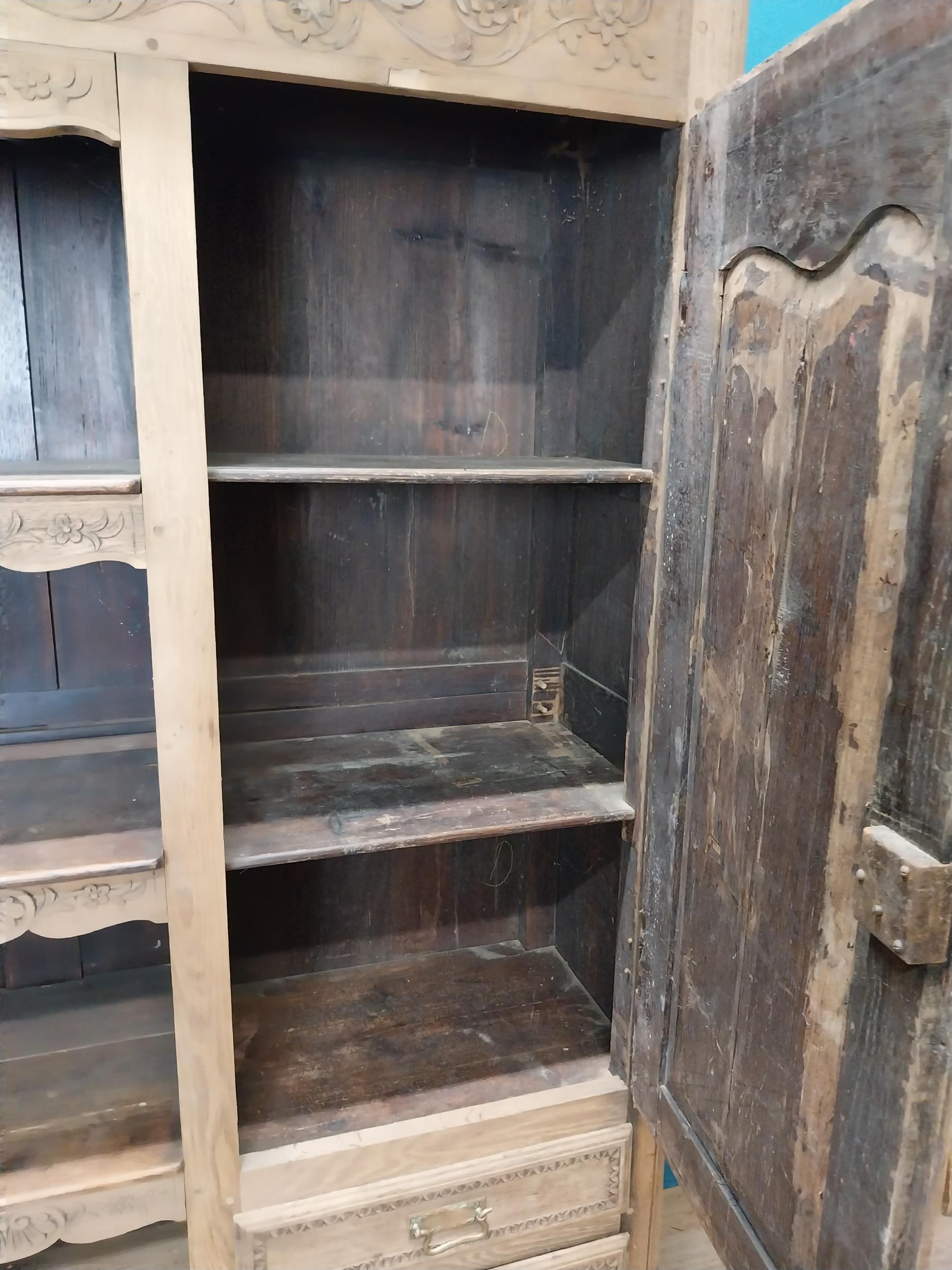 19th C. bleached oak kitchen cabinet with four open shelves in middle surrounded by two short - Image 7 of 11