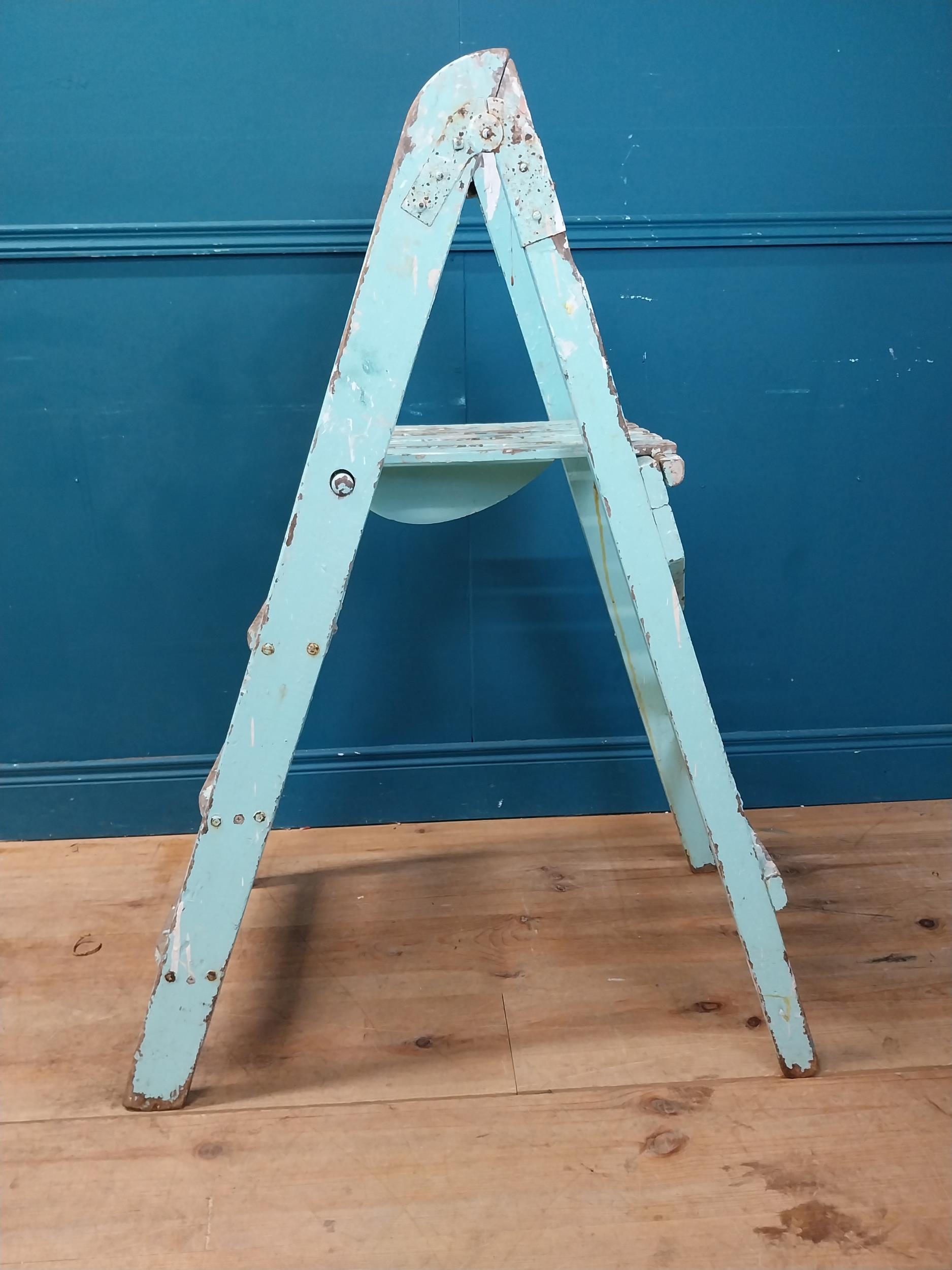 Early 20th C. painted pine ladder {114 cm H x 50 cm W x 60 cm D}. - Image 5 of 7