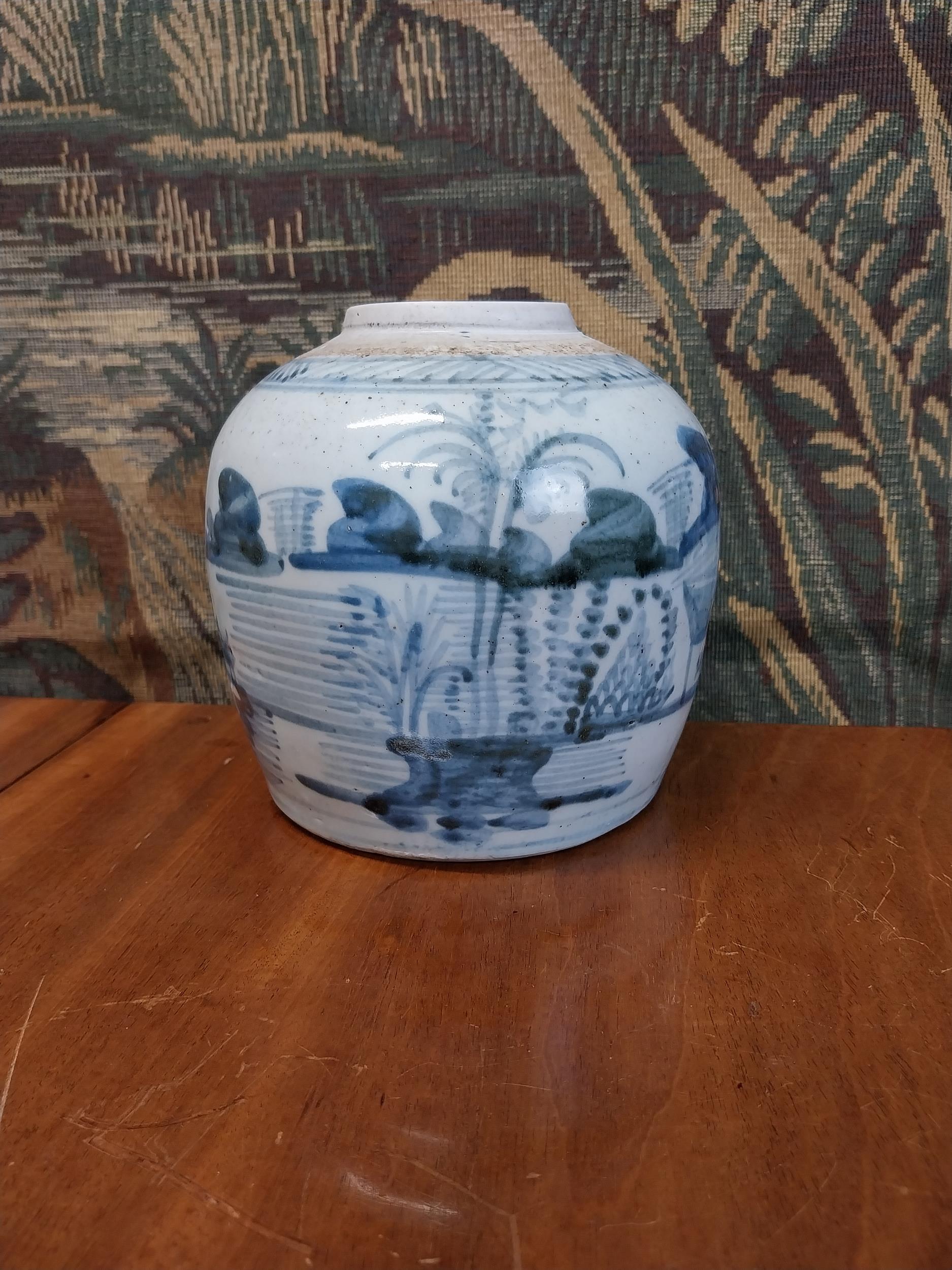 19th C. blue and white ginger jar {15 cm H x 15 cm Dia.}.