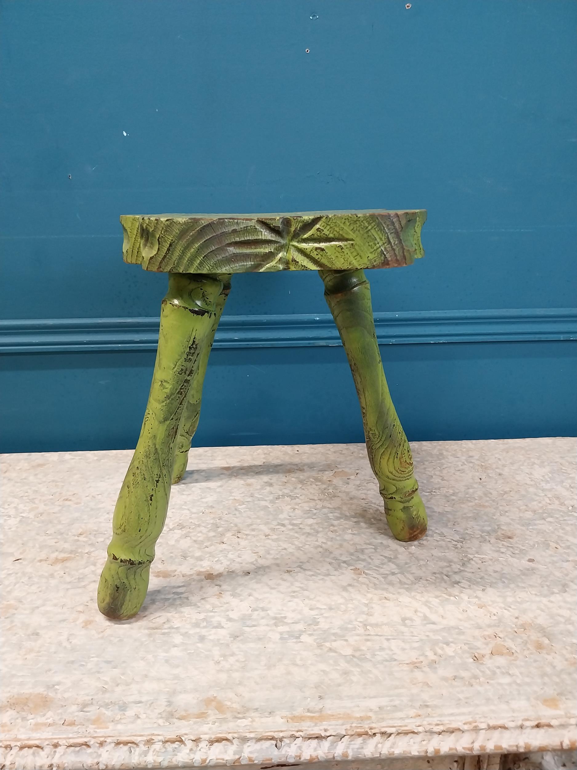 20th C. Irish painted pine milking stool {34 cm H x 30 cm W x 34 cm D}. - Image 3 of 6