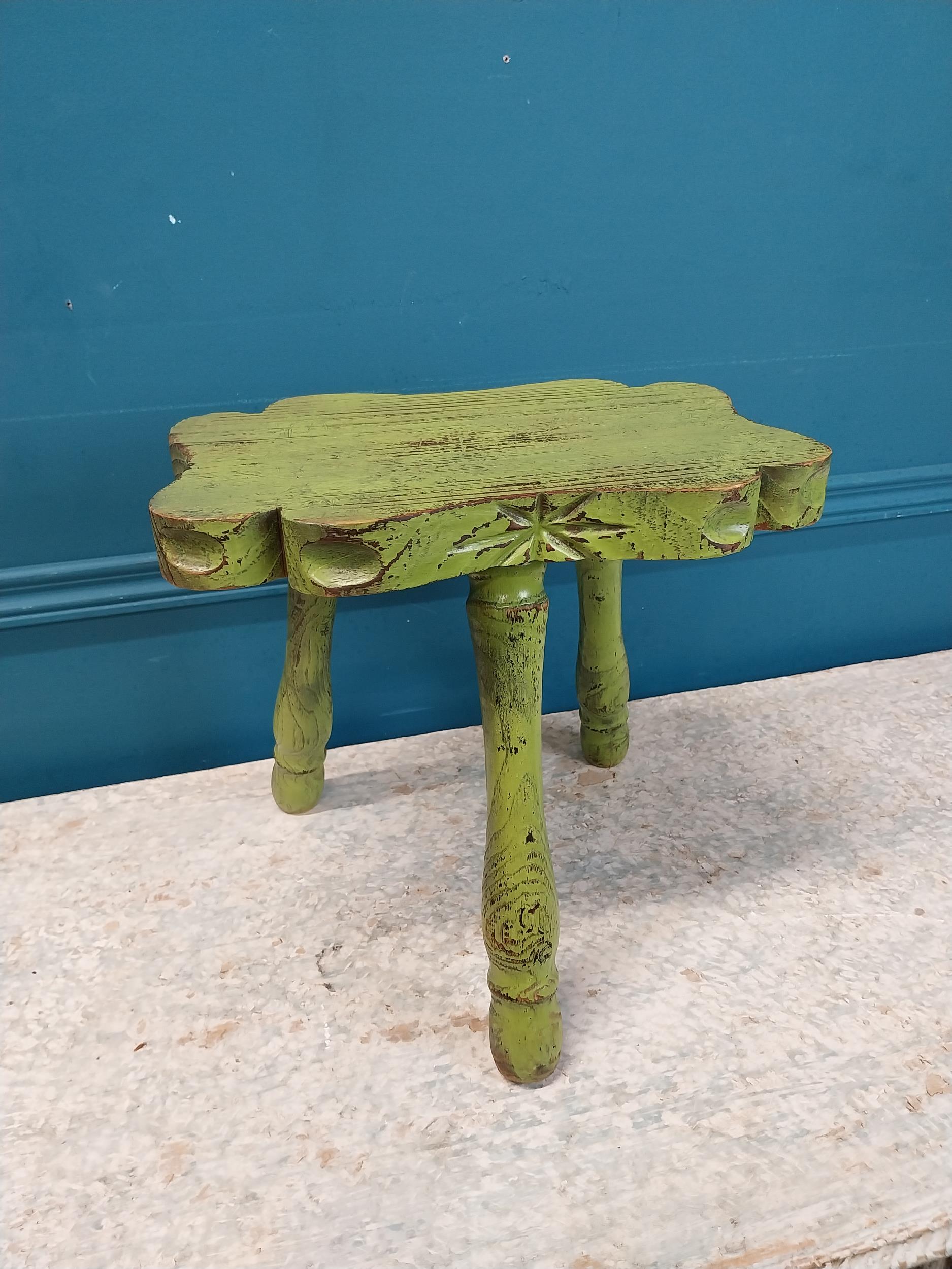 20th C. Irish painted pine milking stool {34 cm H x 30 cm W x 34 cm D}. - Image 6 of 6