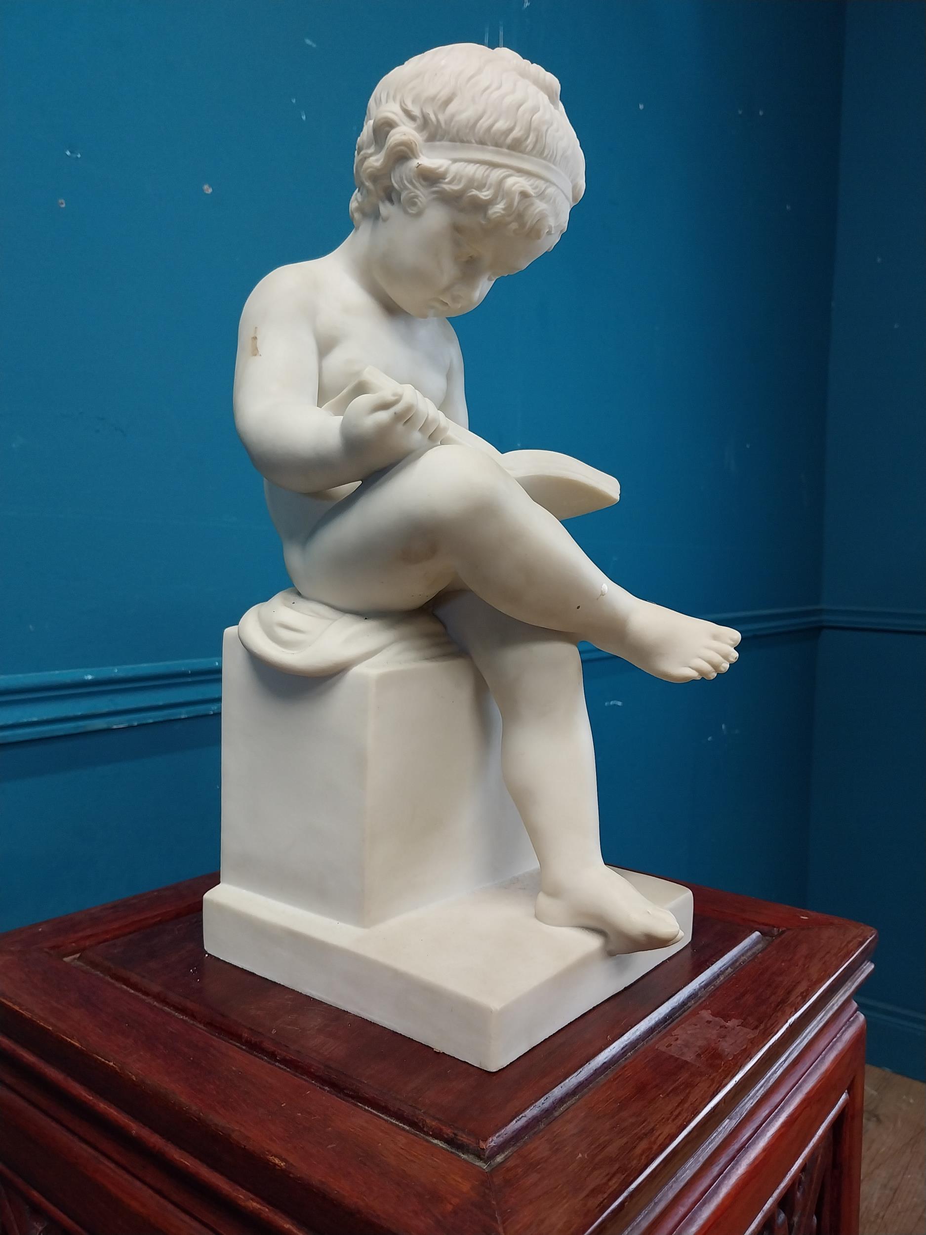 Marble figure of a Cherub {40 cm H x 16 cm W x 21 cm D}. - Bild 3 aus 7