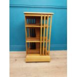 Edwardian walnut revolving bookcase. {84 cm H x 44 cm W x 42 cm D}.