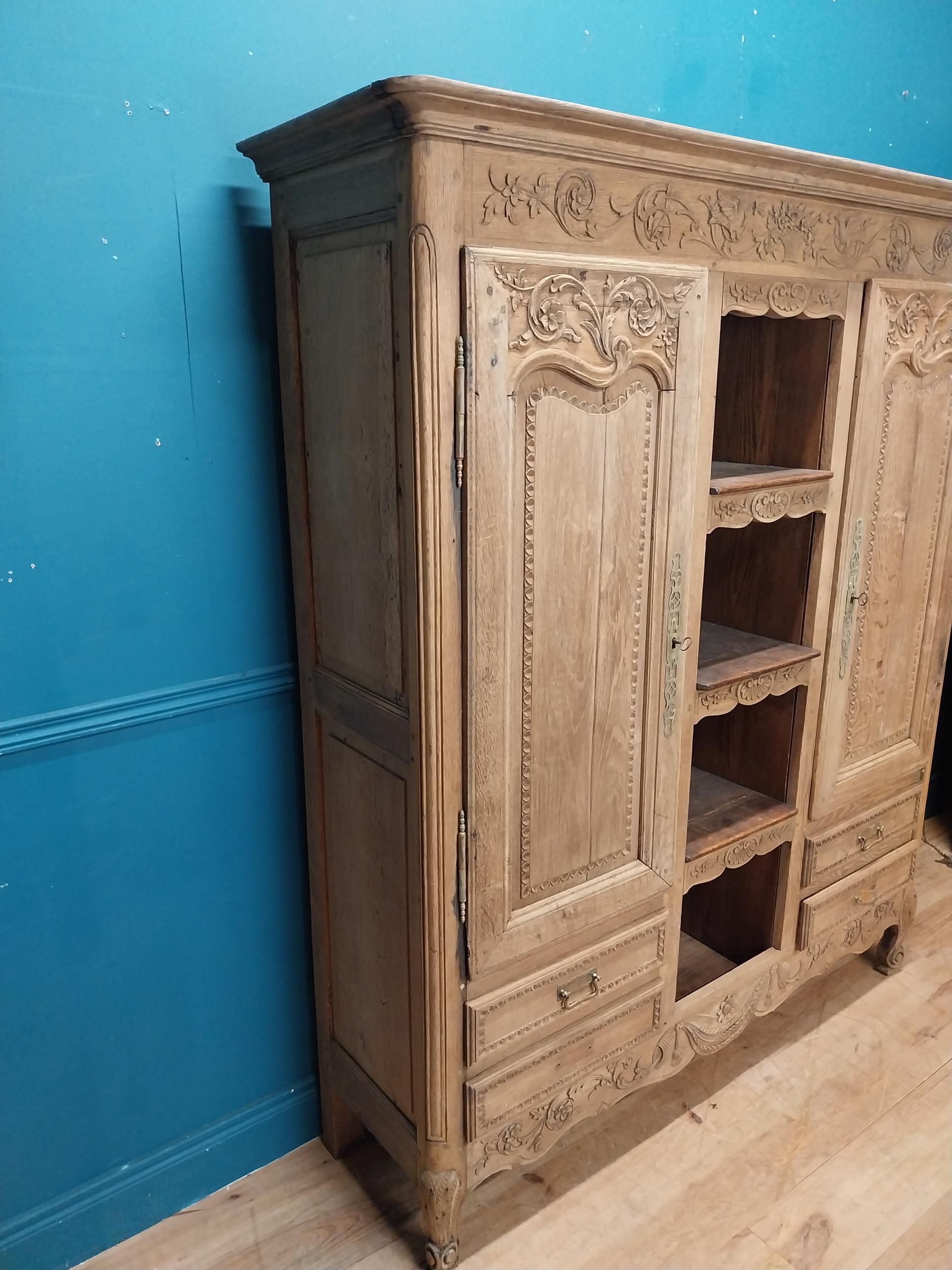 19th C. bleached oak kitchen cabinet with four open shelves in middle surrounded by two short - Image 3 of 11