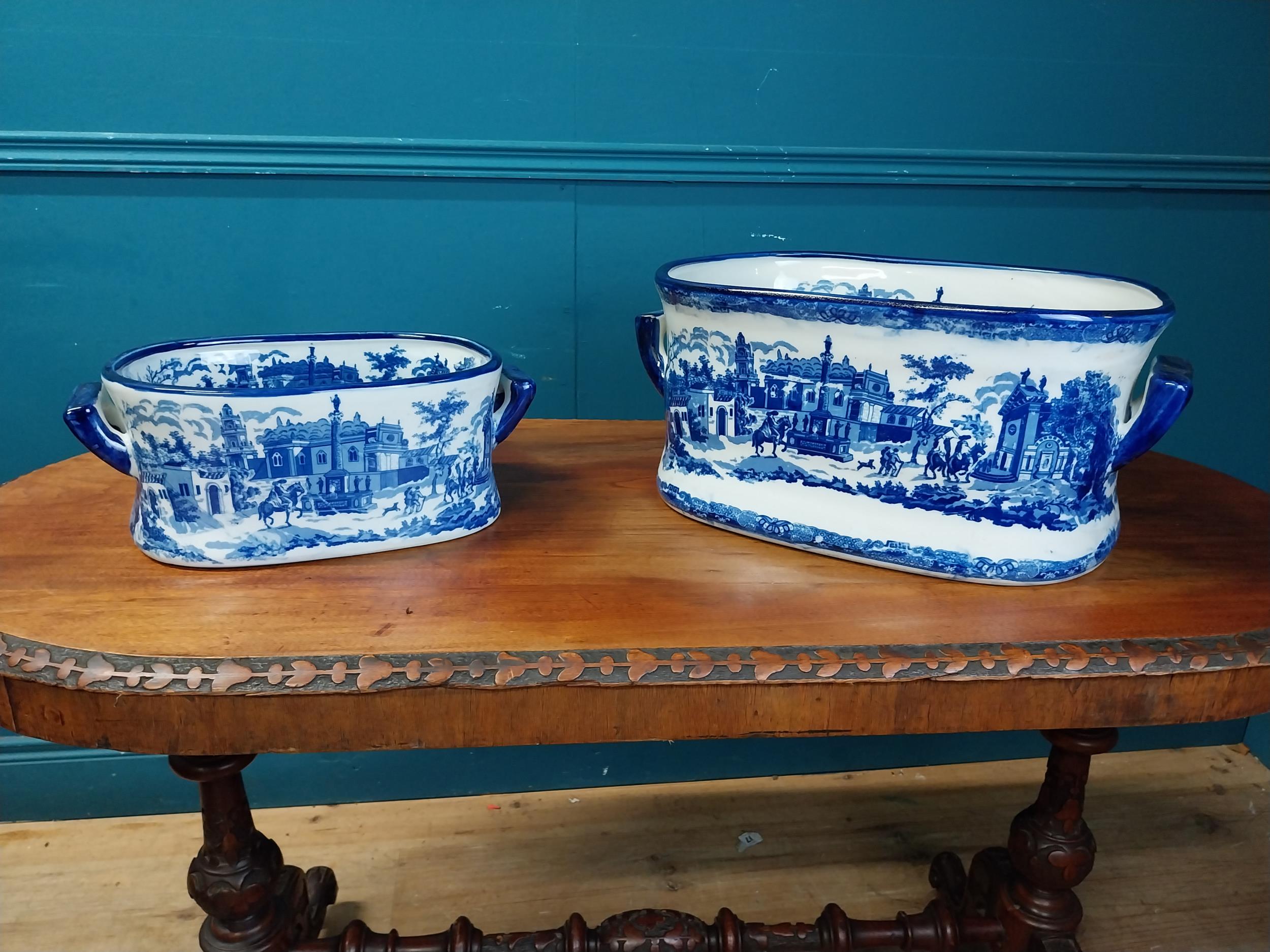 Two ceramic blue and white foot baths {22 cm H x 48 cm W x 30 cm D and 14 cm H x 36 cm W x 22 cm - Image 2 of 6