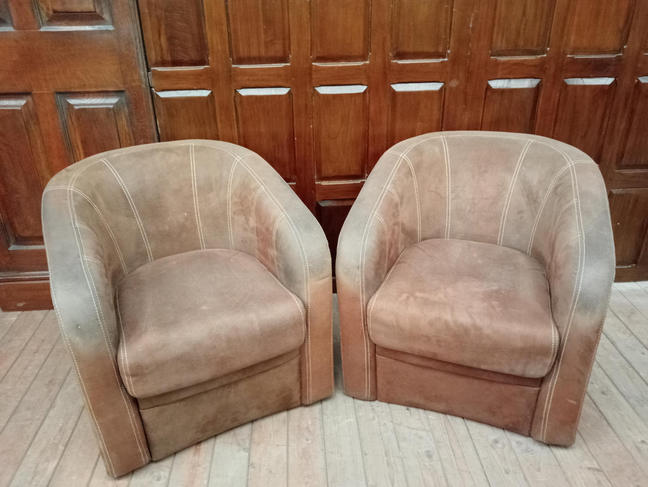 Pair of tanned leather tub chairs {H 76cm x W 73cm x D 80cm }. - Image 2 of 4