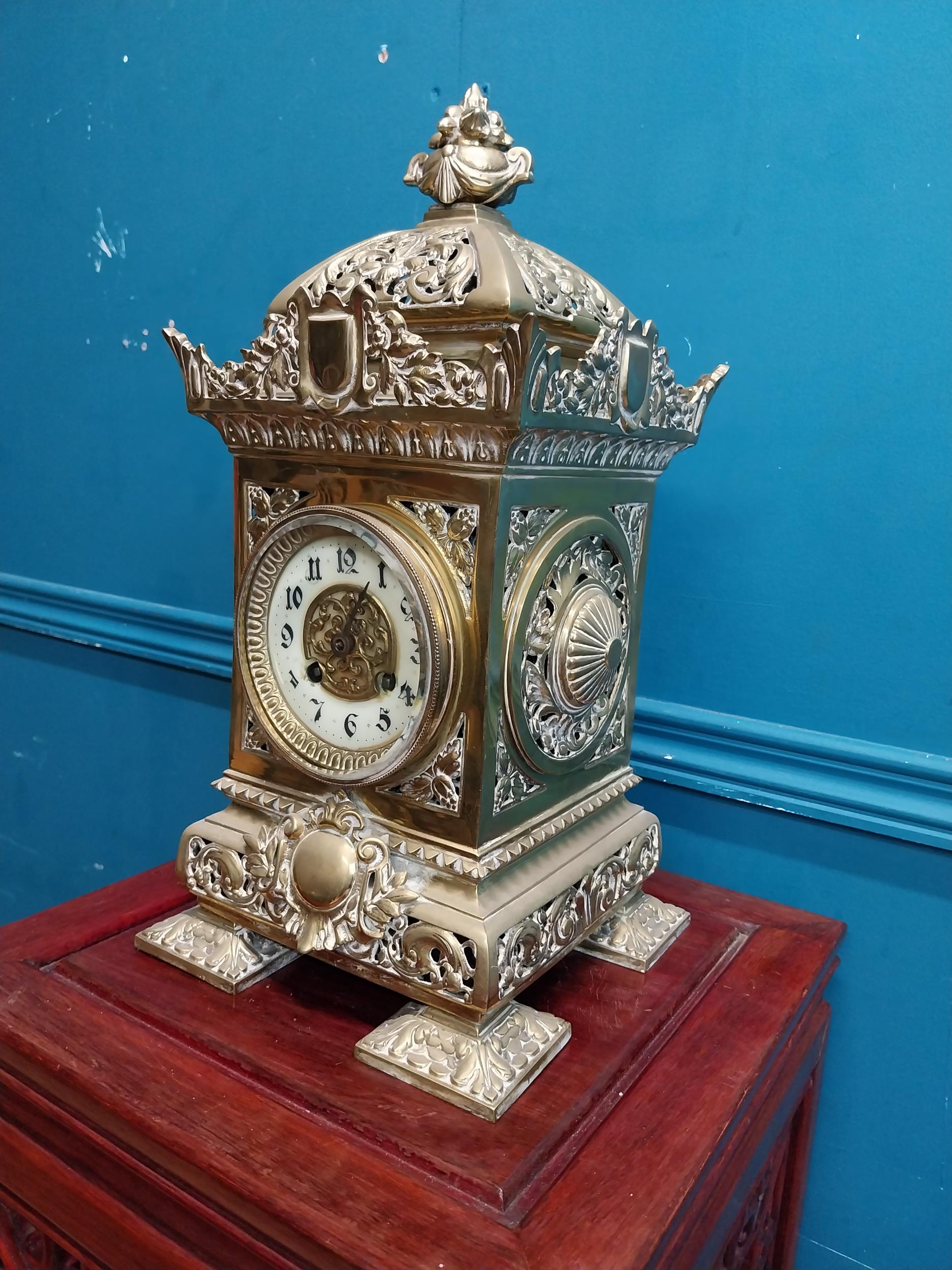 Decorative brass mantle clock in the Victorian style {39 cm H x 19 cm W x 19 cm D}. - Image 2 of 9