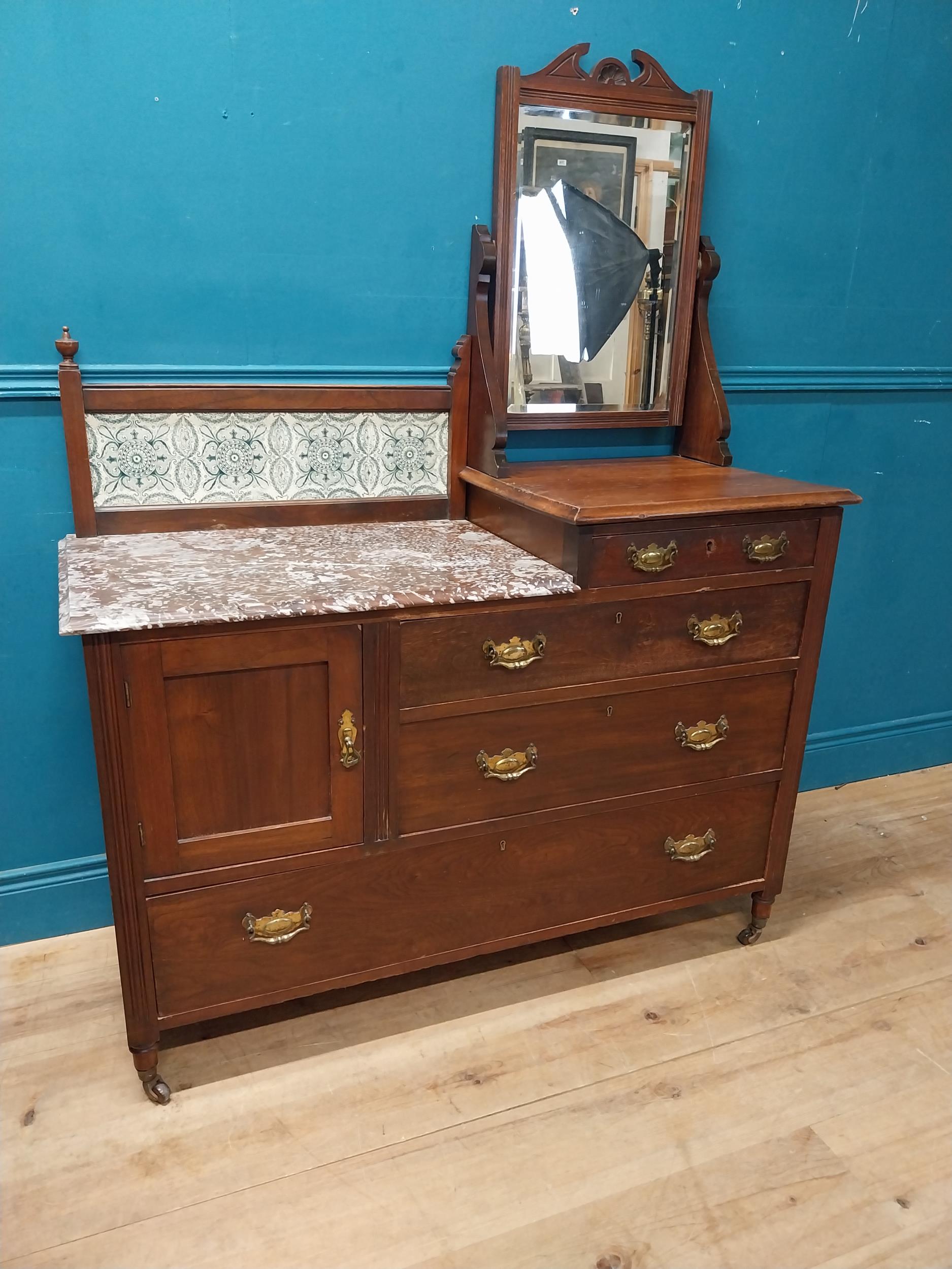 Edwardian mahogany dressing table with marble top and tiled gallery back {156 cm H x 120 cm W x 50 - Image 2 of 6