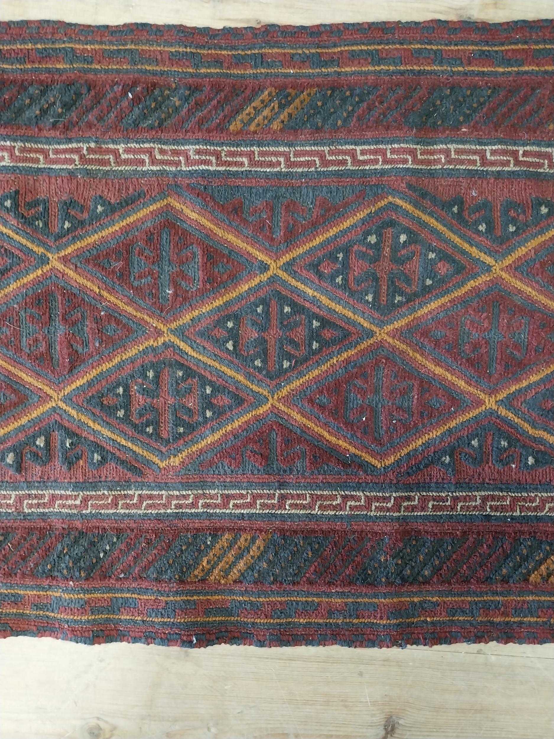 Decorative Persian carpet runner. {370 cm L x 80 cm W}. - Bild 3 aus 4