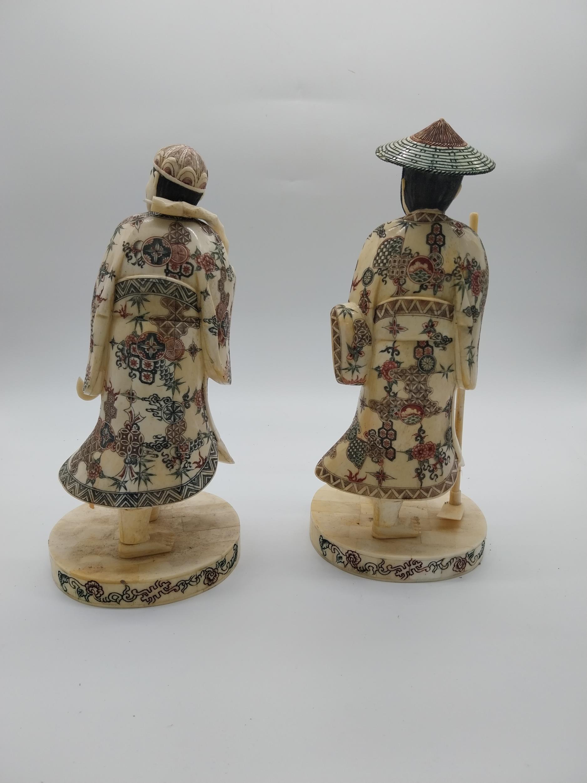 Pair of Oriental resin figures. {34 cm H x 15 cm W x 15 cm D}. - Image 4 of 4