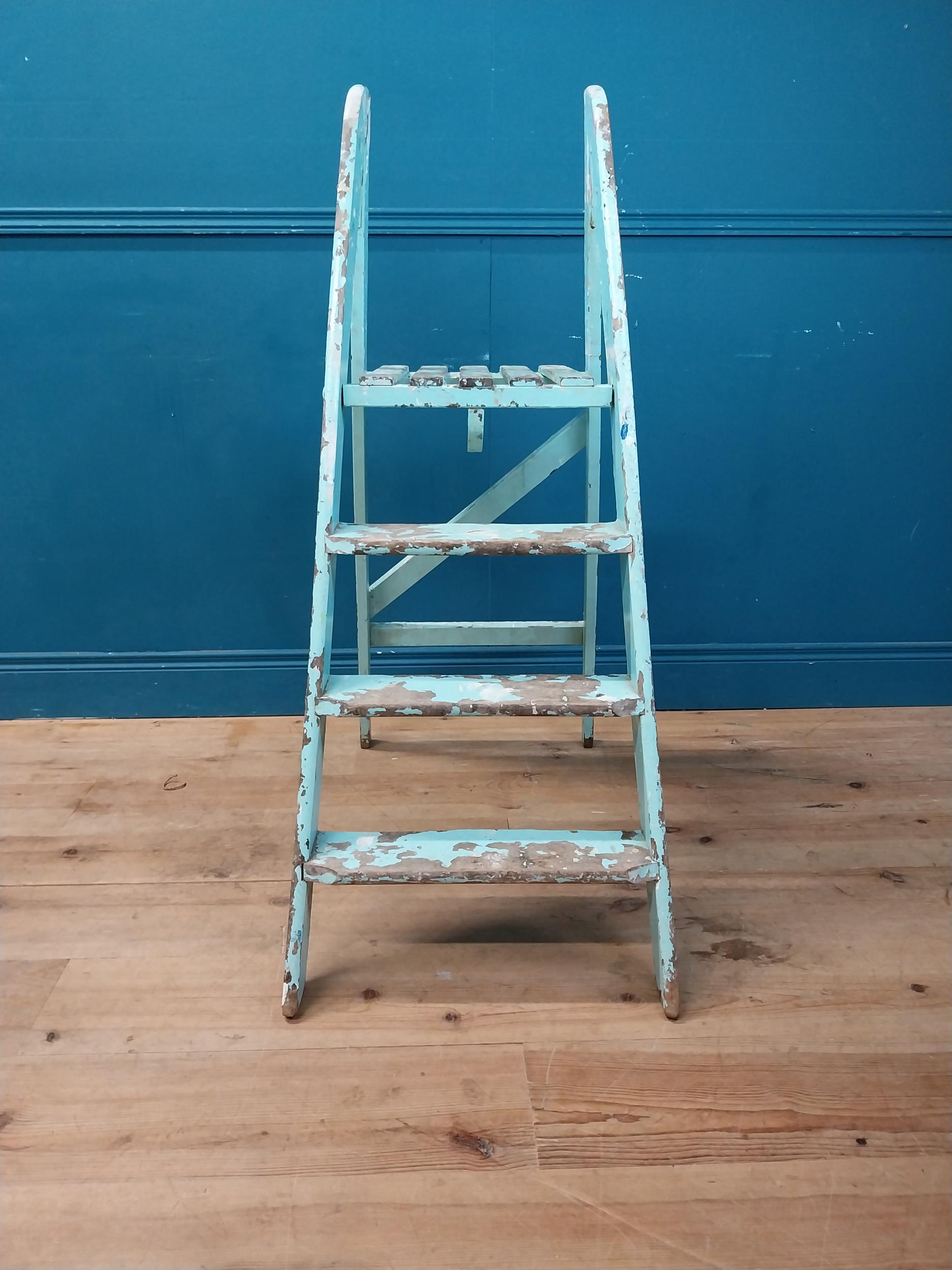 Early 20th C. painted pine ladder {114 cm H x 50 cm W x 60 cm D}. - Image 3 of 7